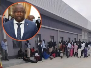 UTENTES AGUARDAM HÁ MAIS DE UM ANO PASSAPORTES NO SME DA CAMAMA EM LUANDA