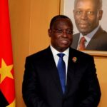 MANUEL VICENTE O HOMEM QUE MAIS DINHEIRO ROUBOU DE ANGOLA RECONHE QUE “FOI UM ERRO NOSSO A DÍVIDA COM A CHINA”